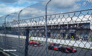 Sunday Race, main straight